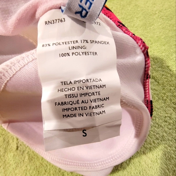 (J11) swimsuit small whole piece - Picture 3 of 5